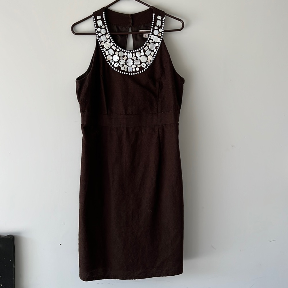 Sleeveless dress